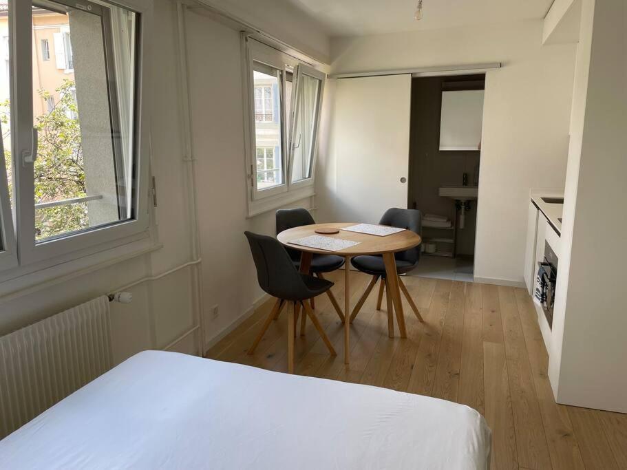 Apartamento Studio Proche De La Gare ! Lausana Exterior foto